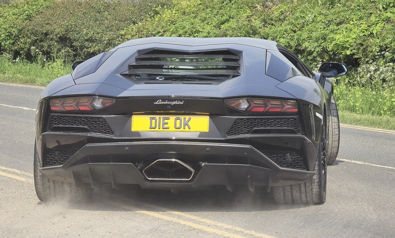 Lamborghini Aventador